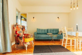 Гостиница Artsy Old Town Apartment  Бухарест